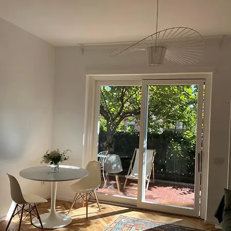 Garden House * Rome