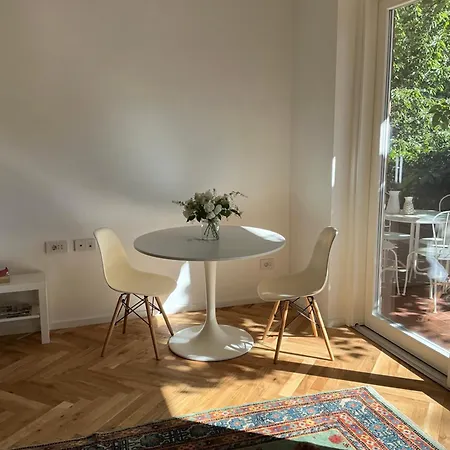 Apartment Garden House Rome